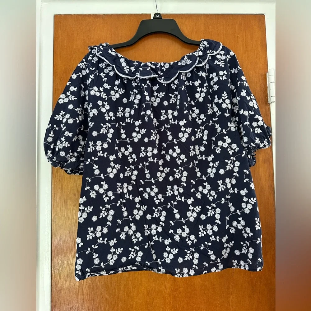 Ann Taylor Navy Blue Floral Blouse - Picture 2 of 6